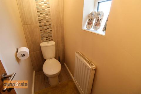 60 Abbotts Drive, Stoke-on-trent, ST1 6HU