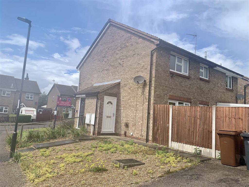 Skipton Close, Ilkeston 1 bed semidetached house to rent £650 pcm (£