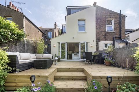 25 Delafield Road, London, SE7 7NN