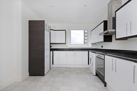 4 bedroom flat to rent, STRATHMORE COURT, PARK ROAD, London, NW8