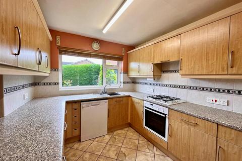 3 bedroom detached house for sale, Chestnut Bank, Scarborough