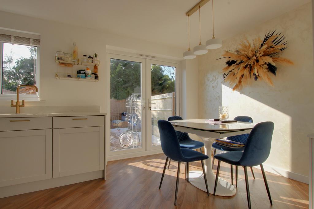 Turret Avenue, Warblington, Havant 3 bed semidetached house for sale