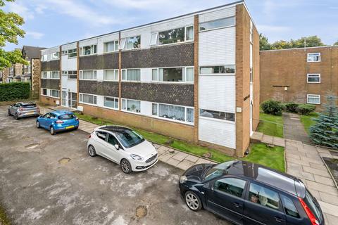 2 bedroom flat for sale, Park View Court, Roundhay, Leeds, LS8