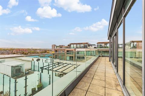 3 bedroom penthouse for sale, Compass House, Chelsea Creek SW6