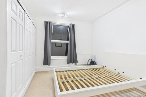 2 bedroom flat to rent, Home Park Road, Wimbledon Park, SW19