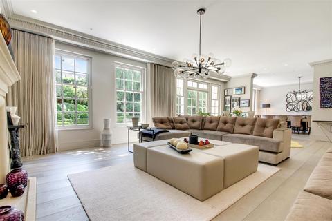 3 Winnington Close, London, N2 0UA