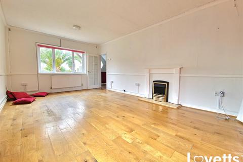 3 bedroom semi-detached house for sale, Melbourne Avenue, Ramsgate