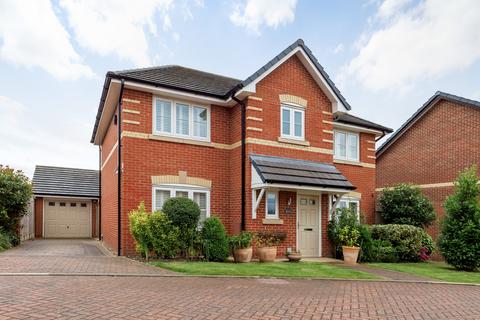 4 bedroom detached house to rent, Moborn Close, Tytherington, Macclesfield