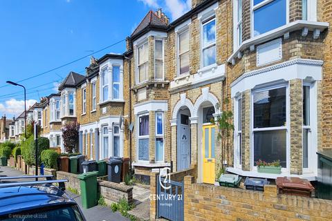 2 bedroom flat for sale, Murchison Road, London E10 6LX