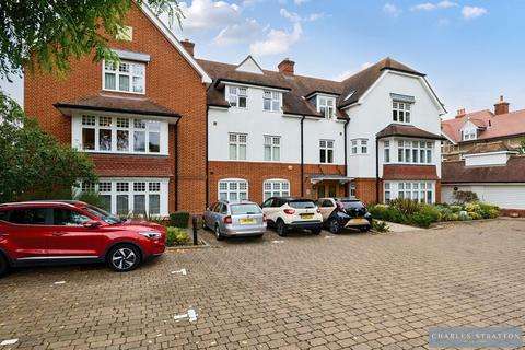 2 bedroom apartment for sale, Highlands Apartments, Gidea Park