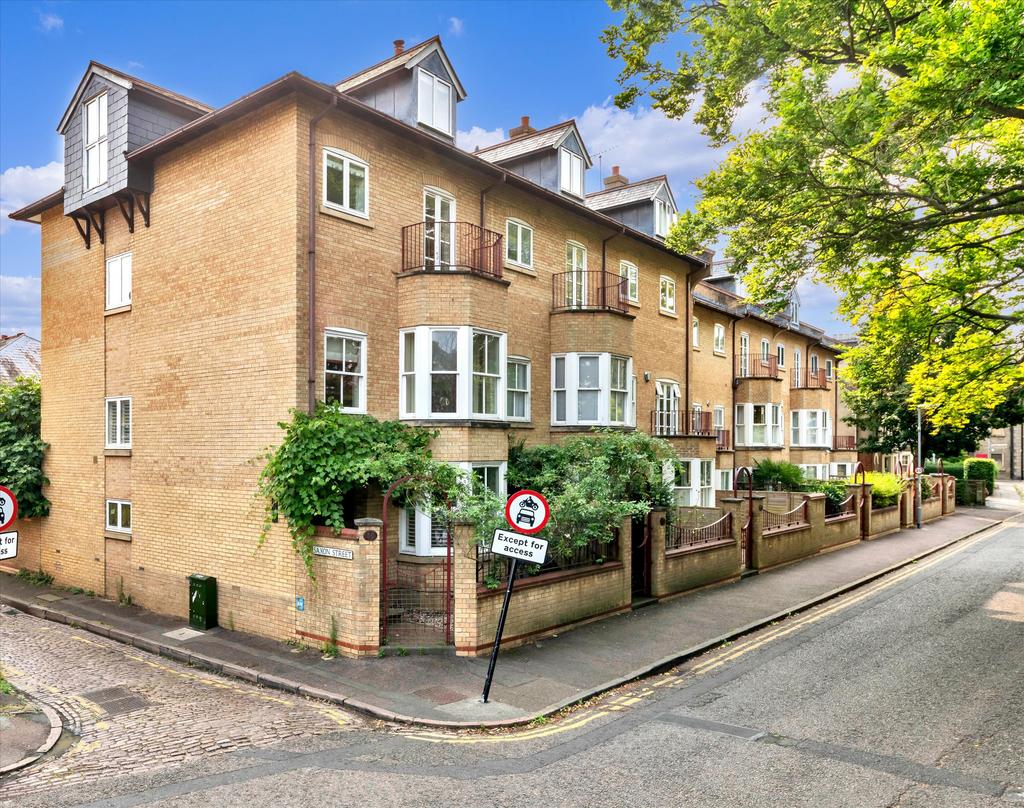 Brookside, Cambridge, Cambridgeshire... 6 bed detached house for sale £1,350,000