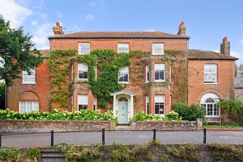 6 bedroom house for sale, Maltravers Street, Arundel, West Sussex, BN18