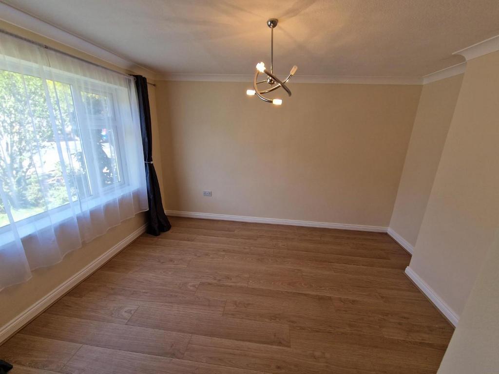 Sunnycroft Lane, Dinas Powys 3 bed terraced house to rent £1,100 pcm