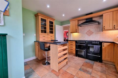 4 bedroom detached house for sale, Main Road, Sproatley, East Yorkshire, HU11