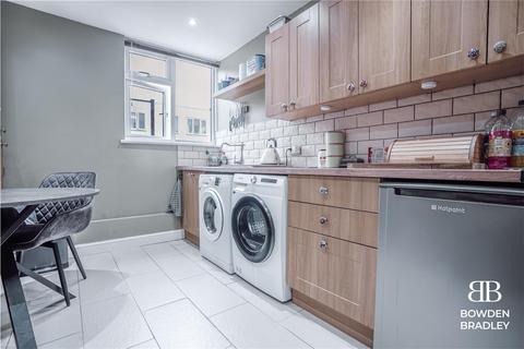 14 Kesteven Close, Ilford, IG6 3EP