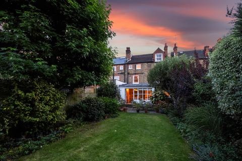 6 bedroom semi-detached house for sale, Streathbourne Road, SW17