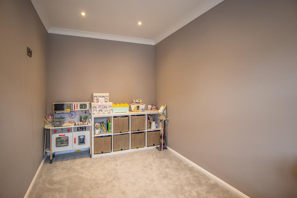 Bedroom/Study/Play Room