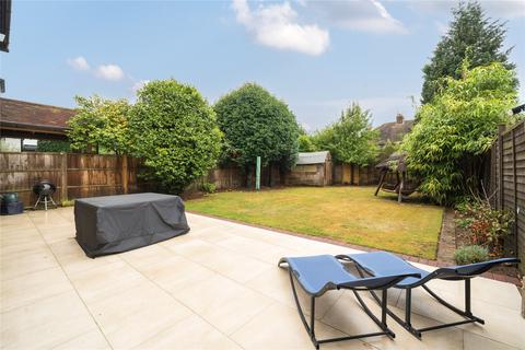 5 bedroom detached house for sale, Bowes Road, Walton On Thames, Surrey, KT12