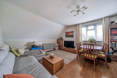 2 bedroom flat for sale, Epsom Road, Guildford, GU1