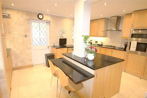 4 bedroom detached house for sale, Pinecroft Crescent, Barnet, EN5