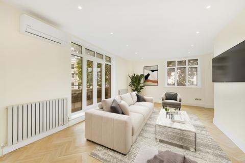 3 bedroom flat to rent, Onslow Crescent, South Kensington, London