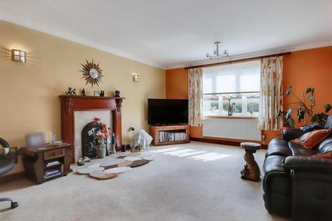 5 bedroom detached house for sale, Luscombe Way, Rackheath NR13