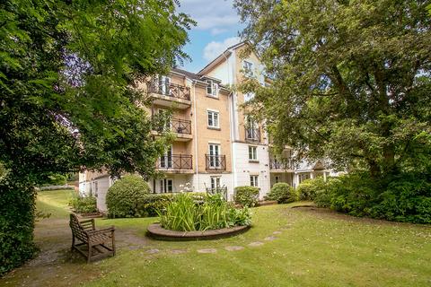 2 bedroom penthouse to rent, Knyveton Road, Bournemouth BH1