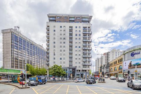 2 bedroom flat for sale, Queen Street, Cardiff CF10