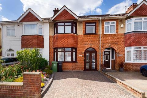 3 bedroom terraced house for sale, Lonsdale Avenue, Portsmouth PO6