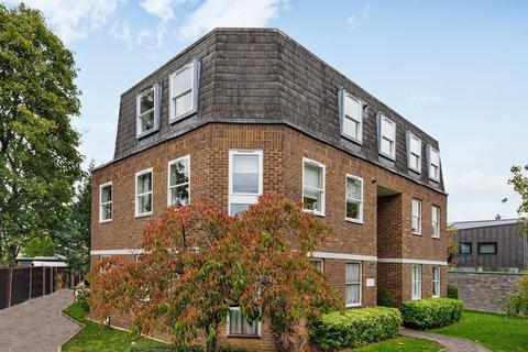 2 bedroom flat for sale, Bychurch End, Church Road, Teddington, TW11