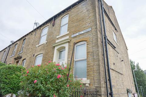 8 bedroom end of terrace house for sale, Copley Hall Terrace, Halifax HX3