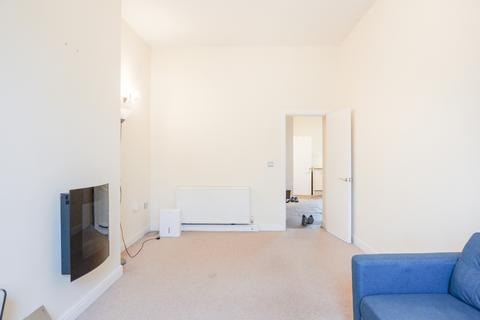 8 bedroom end of terrace house for sale, Copley Hall Terrace, Halifax HX3