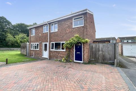 3 bedroom semi-detached house for sale, Farleigh Mews, Reading RG4