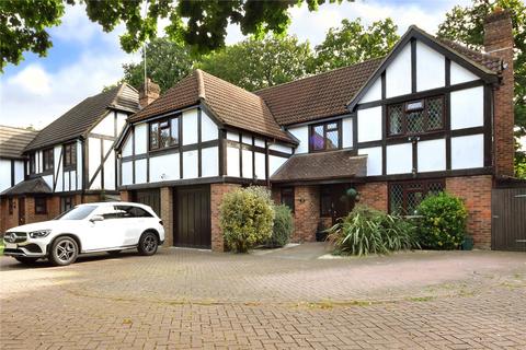 5 bedroom detached house for sale, Horley, Surrey, RH6