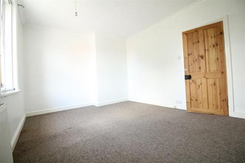 2 bedroom end of terrace house for sale, Mayfield Place, Wyke