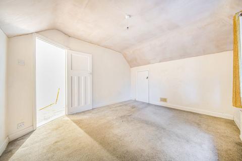 273 Stafford Road, Caterham, CR3 6NL