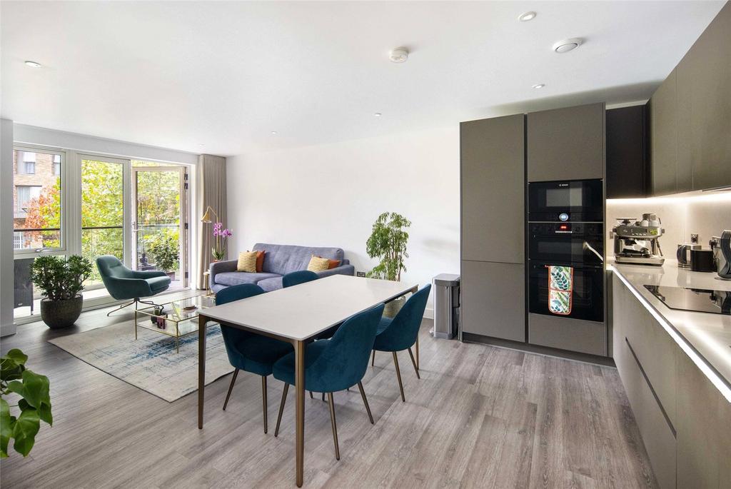 Living Room/Kitchen