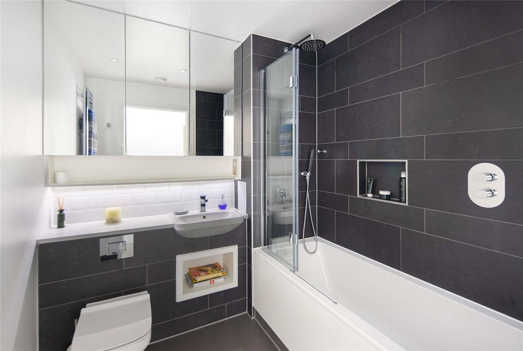 Apartment in London - More