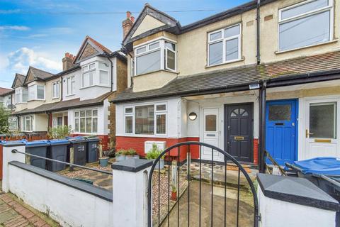 2 bedroom maisonette for sale, Dinton Road, Colliers Wood SW19