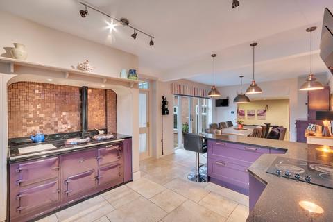 6 bedroom detached house for sale, Tilston Road, Malpas, Cheshire