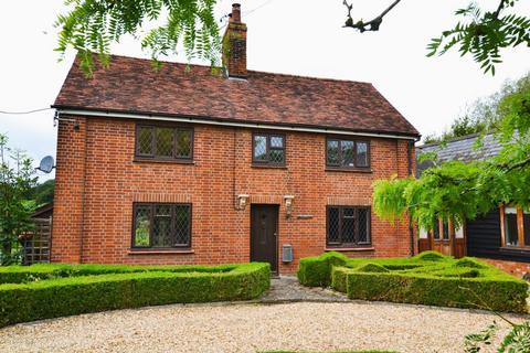 3 bedroom semi-detached house to rent, Shillington, Hertfordshire