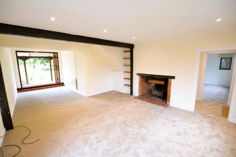 3 bedroom semi-detached house to rent, Shillington, Hertfordshire