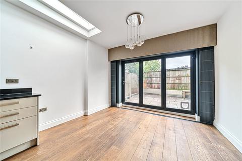 150 Faringford Road, London, E15 4DF