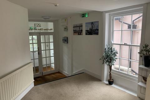 Office to rent, 56 High Street, Lymington, SO41 9AH