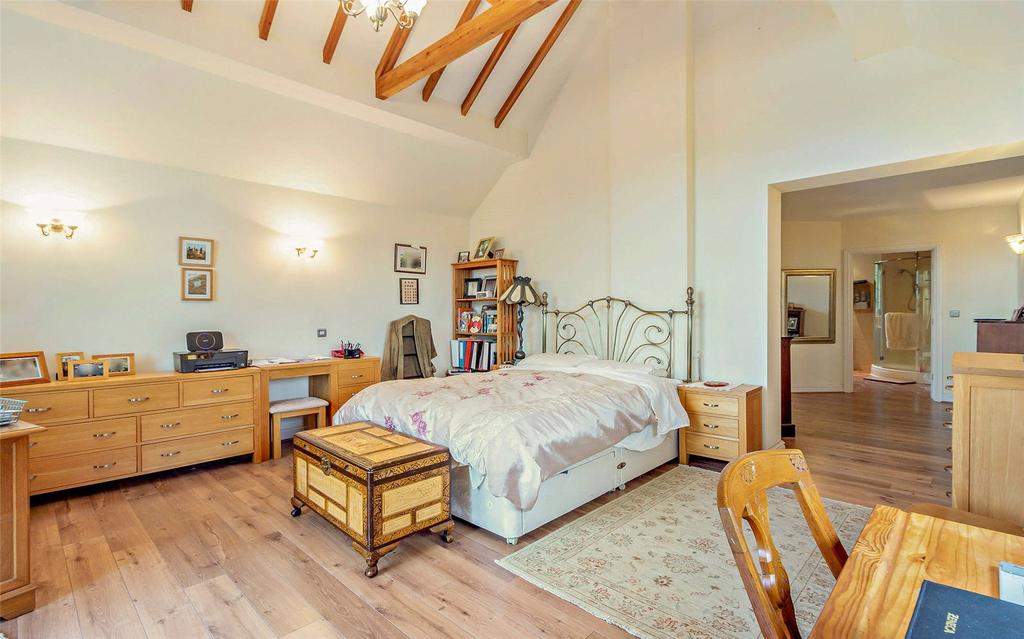 Main Bedroom