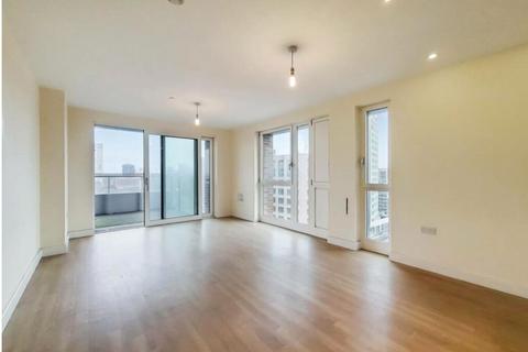 3 bedroom apartment to rent, Jefferson Plaza, London, E3