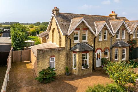 3 bedroom semi-detached house for sale, Clifton Road, Henlow, Bedfordshire, SG16