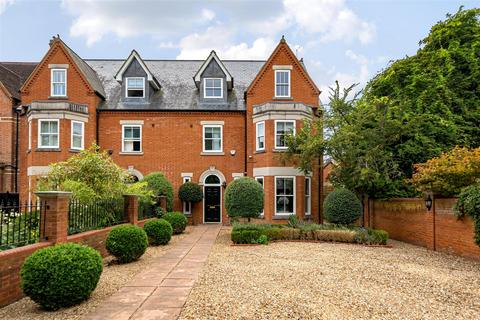 6 bedroom house for sale, Rothsay Gardens, Bedford