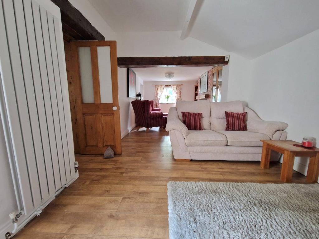 Sitting/Dining Room