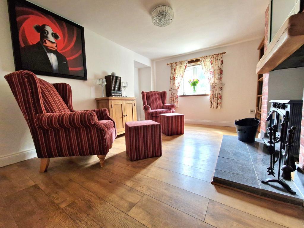 Sitting/Dining Room